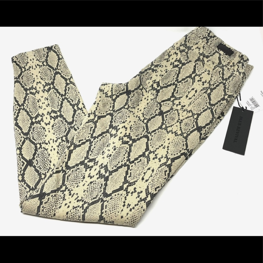 BLUE REVIVAL Slither Skinny Leg Sand Snake Jeans - Picture 13 of 13